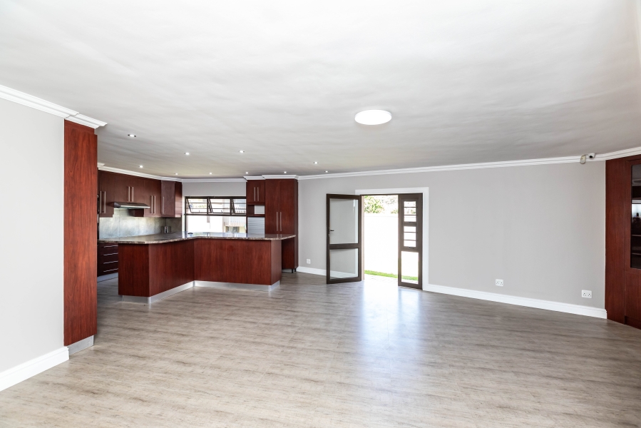 6 Bedroom Property for Sale in Dorchester Heights Eastern Cape